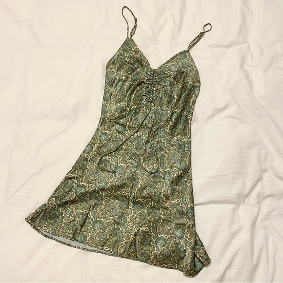 Zara Dresses Zara Green Paisley Print Satin Mini Slip Dress Poshmark